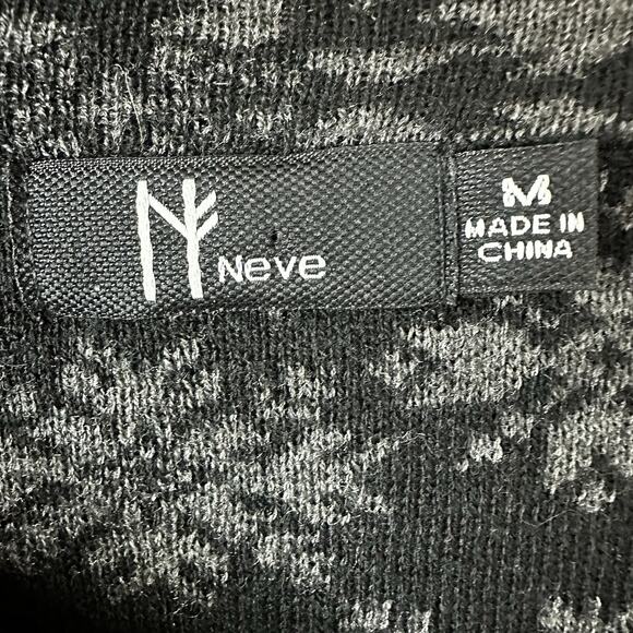 Neve Designs Sweater Womens Medium Black Gray Snowflake Wool Blend Maya Full Zip - Picture 6 of 11